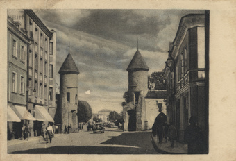 Eesti Tallinn : Viruvärav = ancient towngate = l`ancienne porte de la ville = altertümliches Stadttor