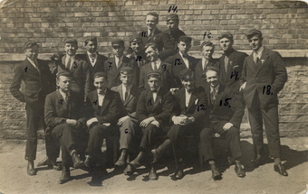 Kaubakooli lõpetajad 1923. a kevadel