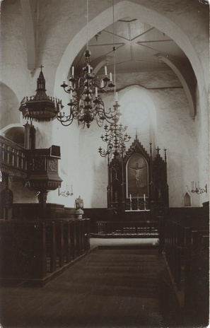 Suure-Jaani kiriku altar