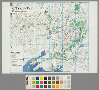 Tallinn : city centre = keskikaupunki ; Old town = vanha kaupunki