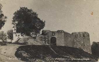 Vana-Irboska kindluse varemed